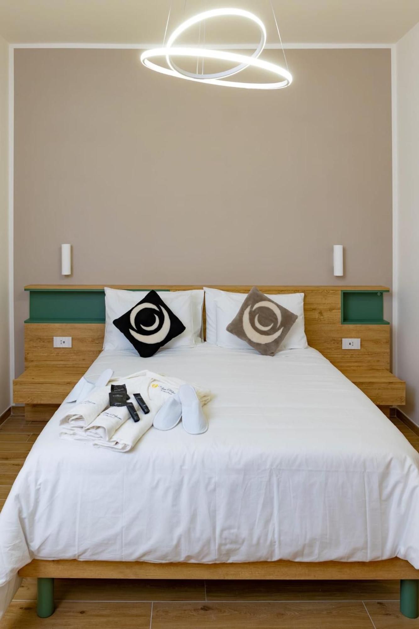 Three Moons Boutique House/Calypso Lejlighed Salerno Eksteriør billede