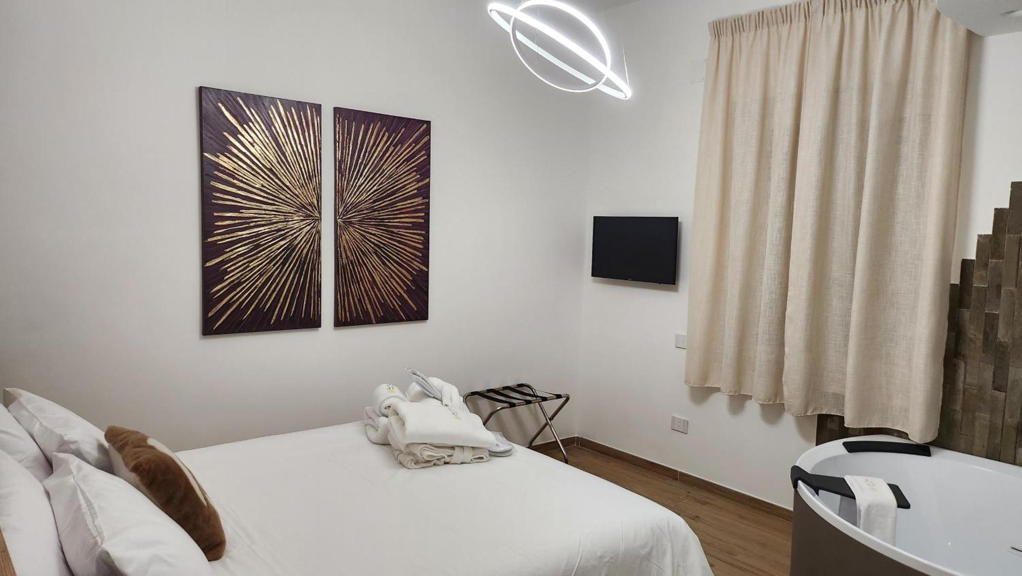 Three Moons Boutique House/Calypso Lejlighed Salerno Eksteriør billede