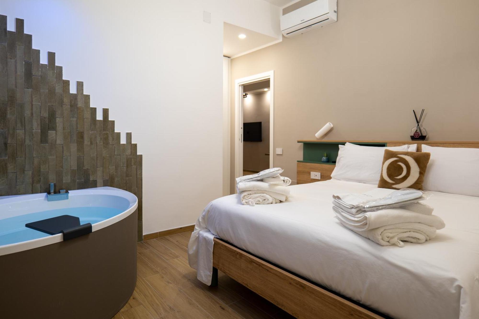 Three Moons Boutique House/Calypso Lejlighed Salerno Eksteriør billede