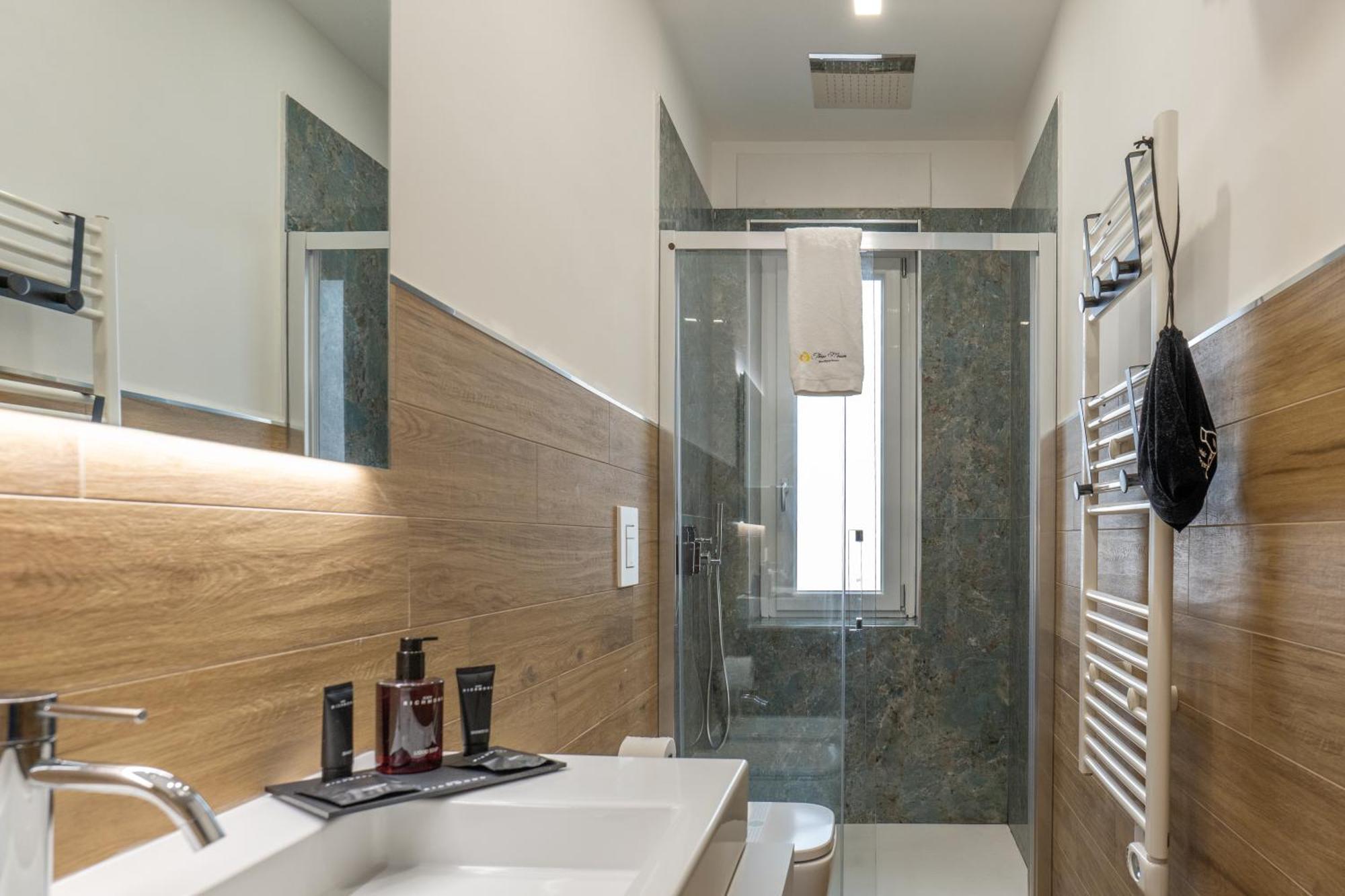 Three Moons Boutique House/Calypso Lejlighed Salerno Eksteriør billede
