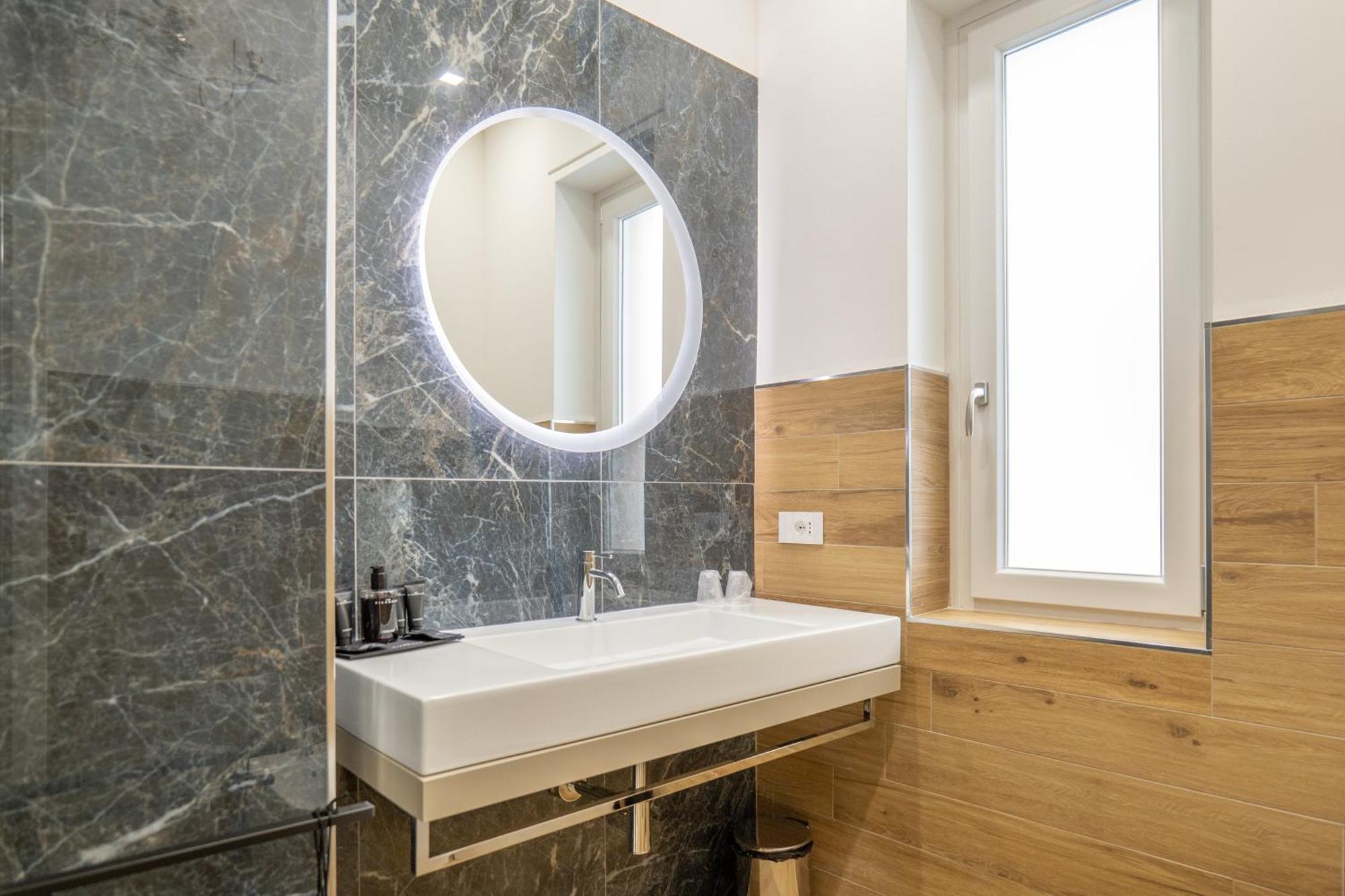 Three Moons Boutique House/Calypso Lejlighed Salerno Eksteriør billede